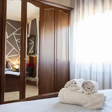 Apartment -exclusive Fiere- Free Parking And Wi-fi- *